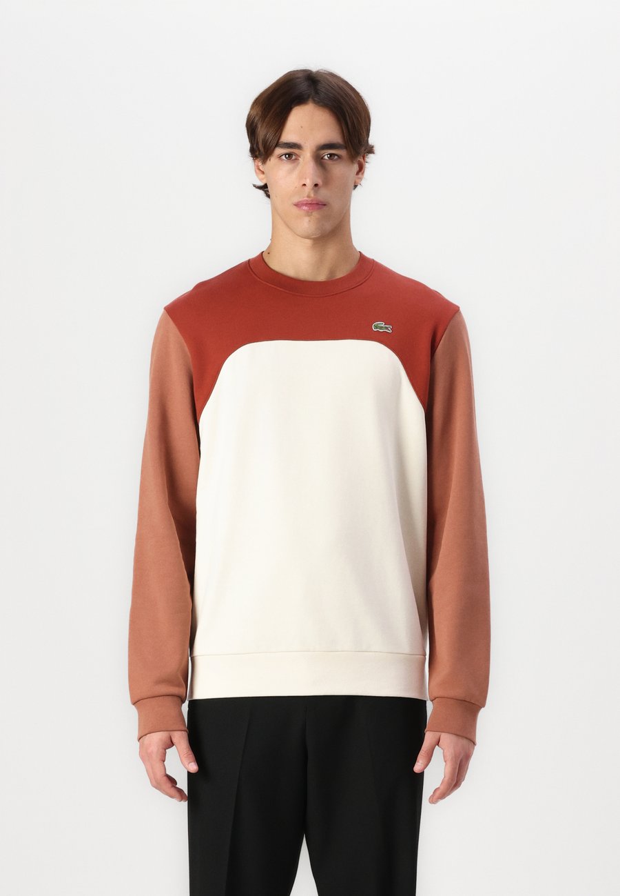 Толстовка Lacoste Sweatshirt, Lapland/Iberis/Bordeaux
Толстовка Lacoste Sweatshirt, Lapland/Iberis/Bordeaux