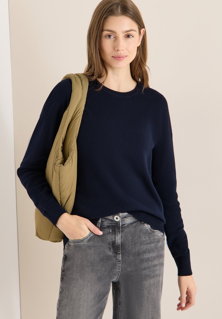 Джемпер Cecil Jumper, Blau/Blue
Джемпер Cecil Jumper, Blau/Blue