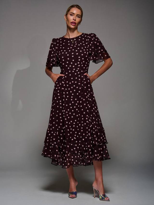 Платье миди из шифона с отделкой в виде рюшей Jolie Moi, Burgundy
Платье миди из шифона с отделкой в виде рюшей Jolie Moi, Burgundy