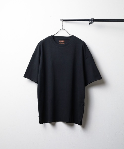 Футболка свободного кроя с термоизоляцией Universal Overall, черная
Футболка свободного кроя с термоизоляцией Universal Overall, черная