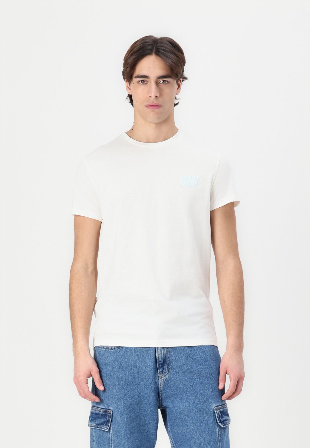 Футболка с принтом SLIM BUBBLE PRINT TEE Tommy Jeans, слоновая кость
Футболка с принтом SLIM BUBBLE PRINT TEE Tommy Jeans, слоновая кость