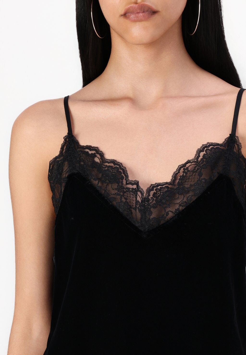 Топ GAP, черный
Топ GAP, черный