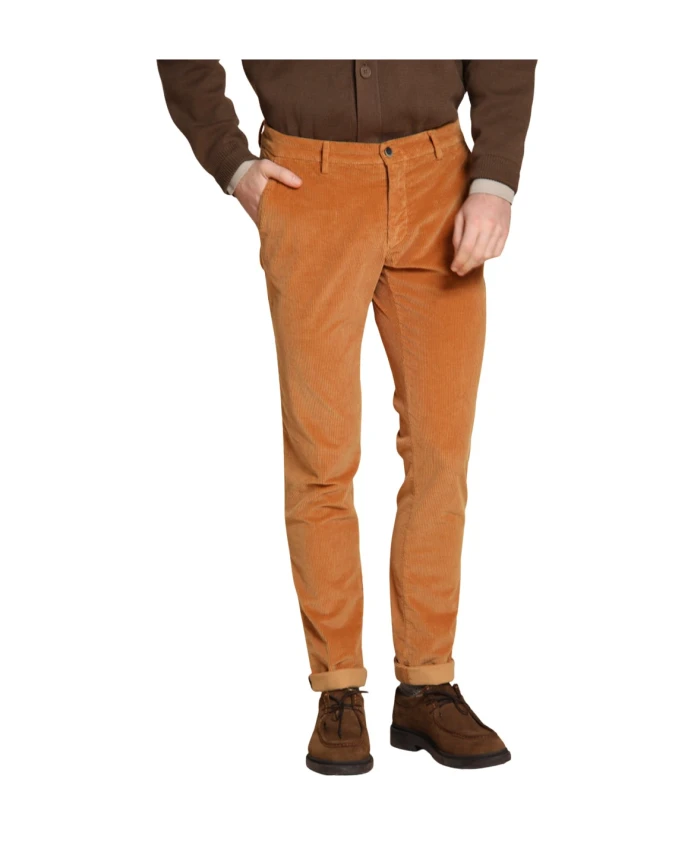 Вельветовые брюки-чиносы очень узкого кроя Mason'S, бежевый
Вельветовые брюки-чиносы очень узкого кроя Mason'S, бежевый