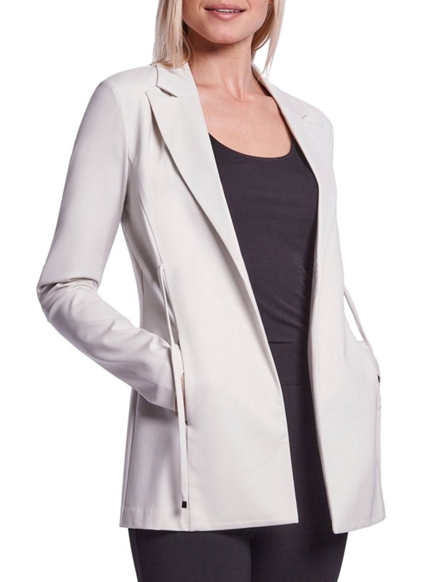 Экстремальная куртка Capsule 121, цвет Chalk
Экстремальная куртка Capsule 121, цвет Chalk