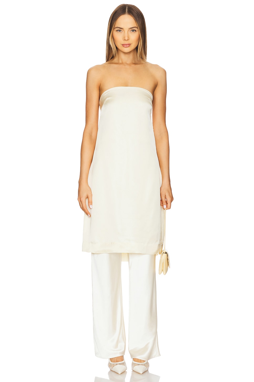 Топ миди без бретелек Swf, цвет porcelain
Топ миди без бретелек Swf, цвет porcelain