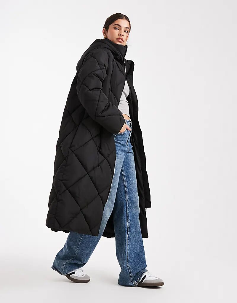 Стеганое длинное пальто с капюшоном Miss Selfridge черного цвета
Стеганое длинное пальто с капюшоном Miss Selfridge черного цвета