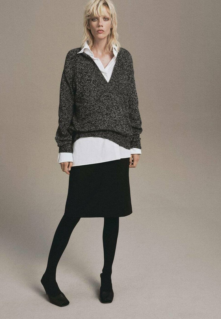 Джемпер Mango Jumper, Zwart/Black
Джемпер Mango Jumper, Zwart/Black