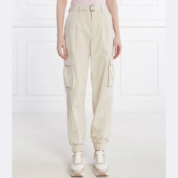 Брюки-Карго стандартного кроя высокая талия Guess, бежевый
Брюки-Карго стандартного кроя высокая талия Guess, бежевый