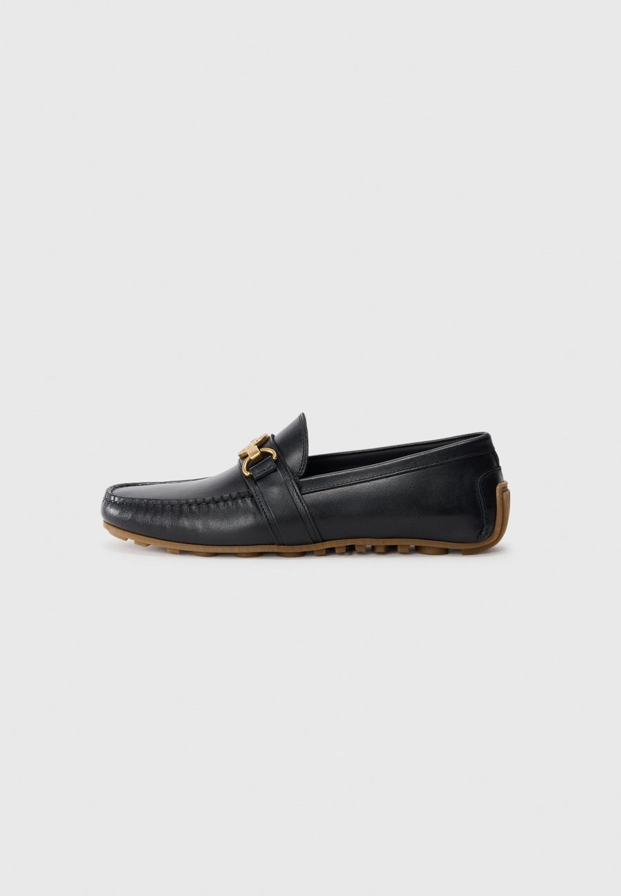 Лоферы MOSCHINO Moccasins, Nero/Black
Лоферы MOSCHINO Moccasins, Nero/Black
