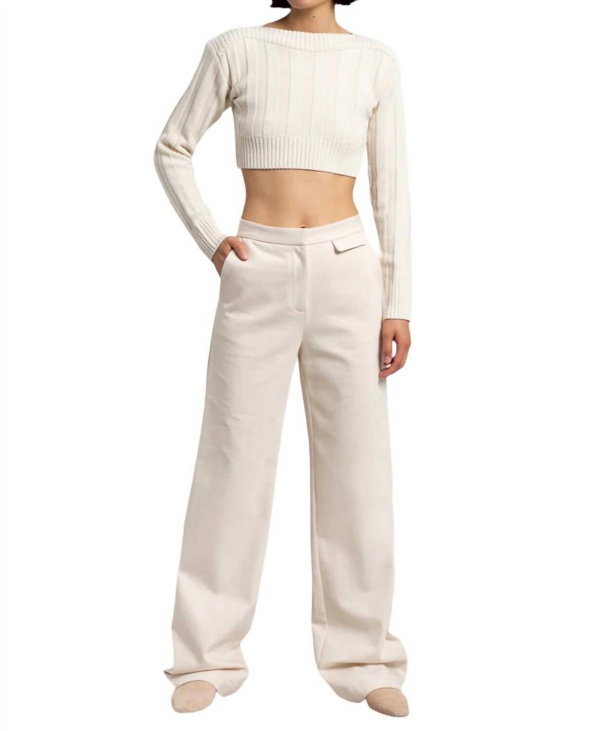 Узкие брюки натурального цвета с высокой посадкой Matin
Узкие брюки натурального цвета с высокой посадкой Matin