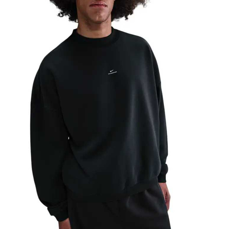 Стандартная мужская баскетбольная футболка Therma FIT Nike, черный
Стандартная мужская баскетбольная футболка Therma FIT Nike, черный