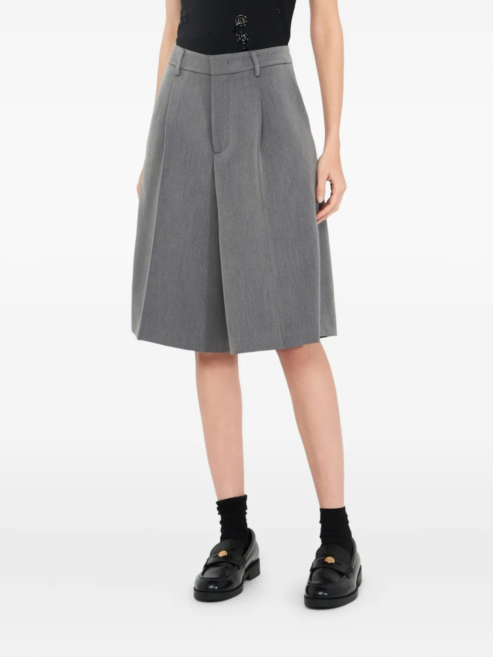 Плиссированные шорты LIU JO, серый
Плиссированные шорты LIU JO, серый