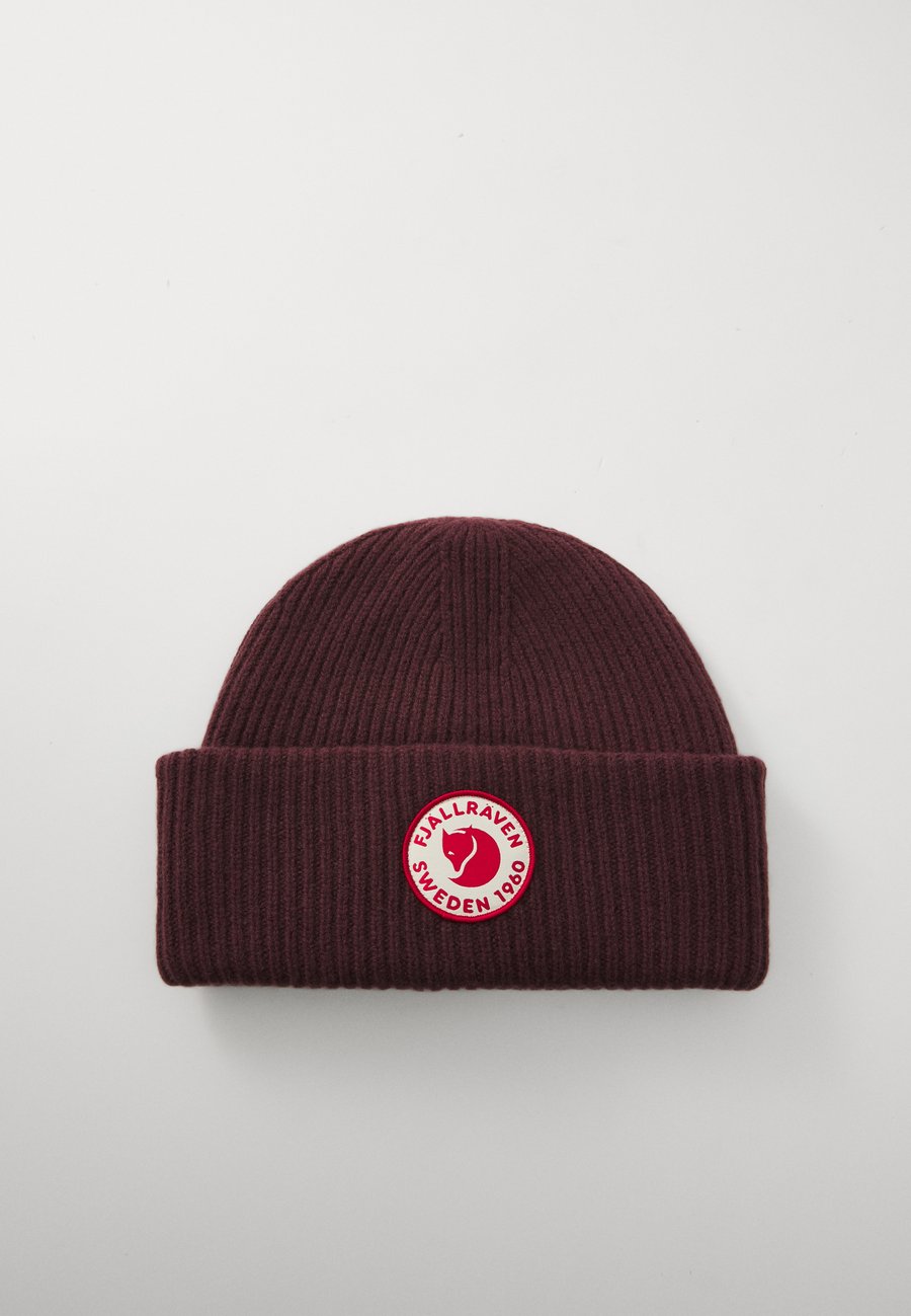 Шапка Fjällräven 1960 LOGO HAT UNISEX, Port/Bordeaux
Шапка Fjällräven 1960 LOGO HAT UNISEX, Port/Bordeaux