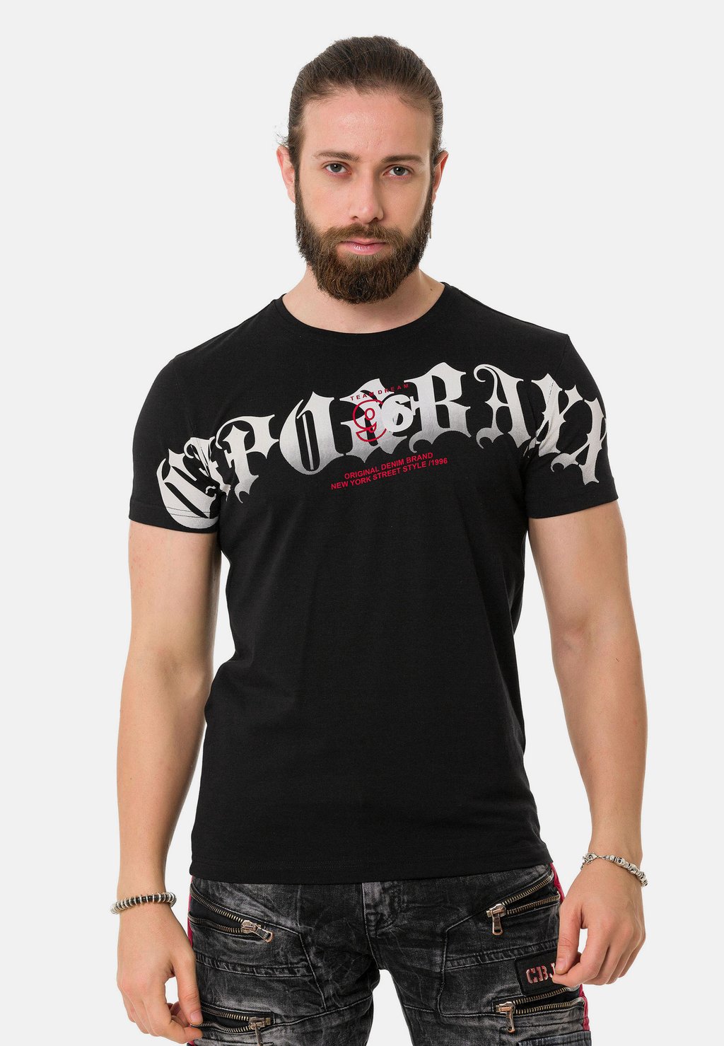 Футболка с принтом Cipo & Baxx, черный
Футболка с принтом Cipo & Baxx, черный