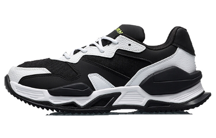 Баскетбольные кроссовки Reburn мужские низкие черные/белые Lining
Баскетбольные кроссовки Reburn мужские низкие черные/белые Lining