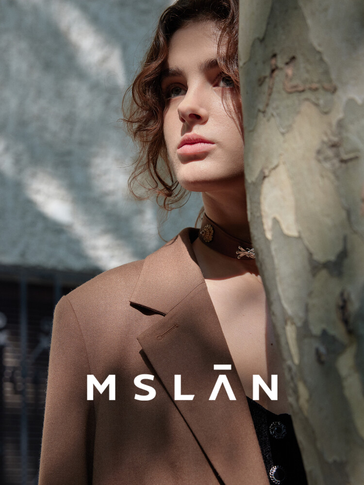 Пиджак женский Mslan с лацканами, коричневый
Пиджак женский Mslan с лацканами, коричневый