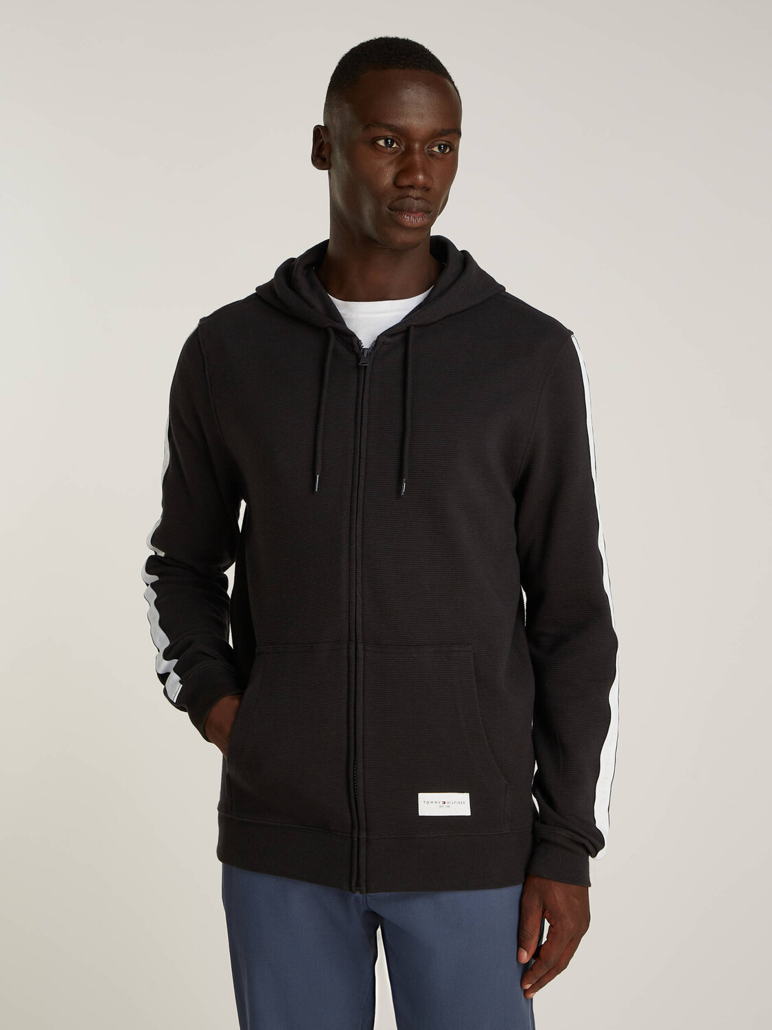 Толстовка Tommy Hilfiger Regular Fit, черный
Толстовка Tommy Hilfiger Regular Fit, черный