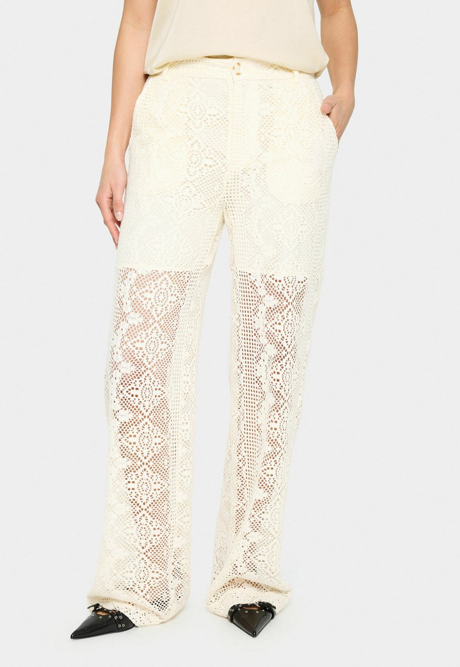 Брюки Saint Tropez LAURYNSZ, Ice/Off-White
Брюки Saint Tropez LAURYNSZ, Ice/Off-White