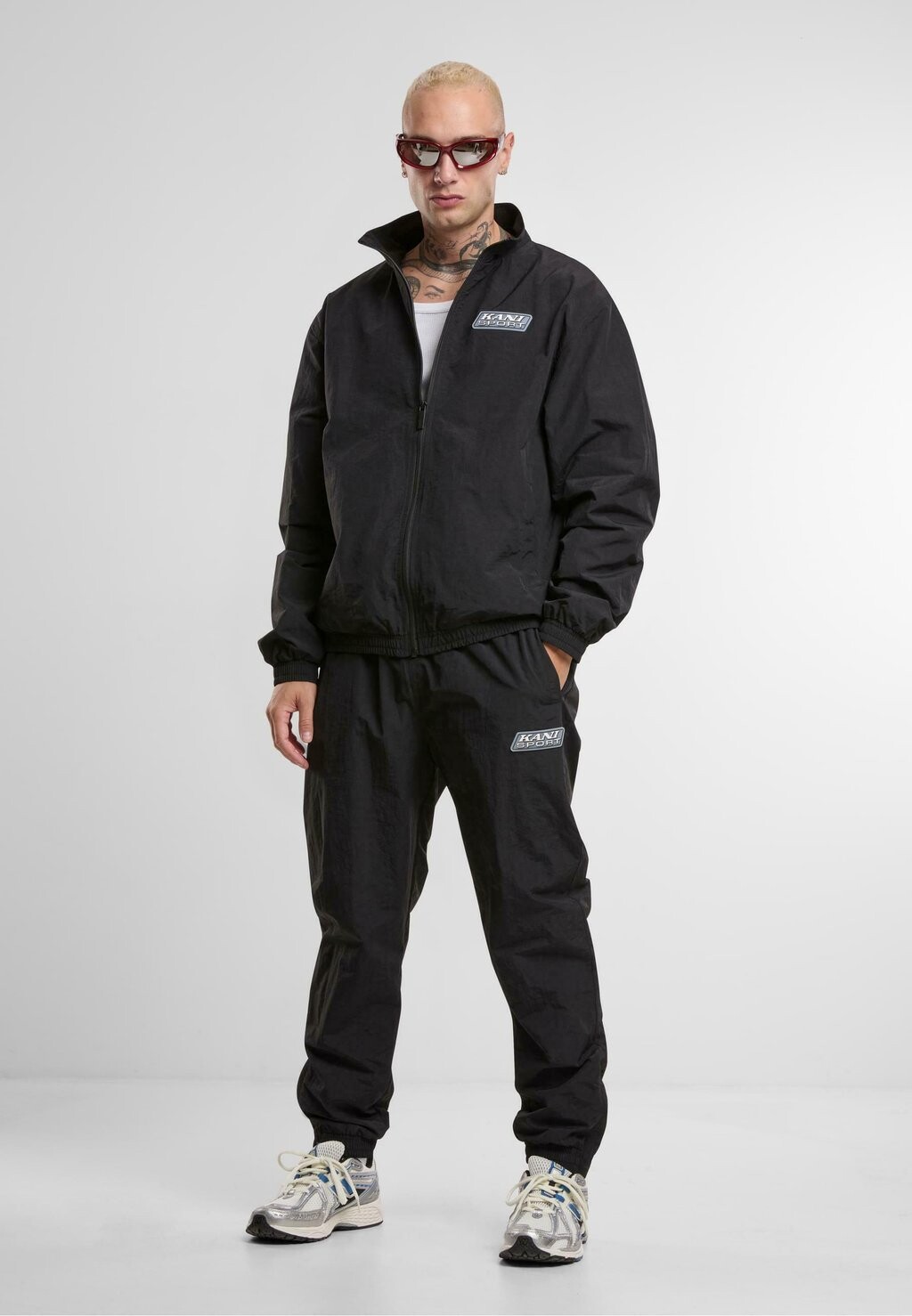 Легкая куртка Karl Kani, черный 
Легкая куртка Karl Kani, черный