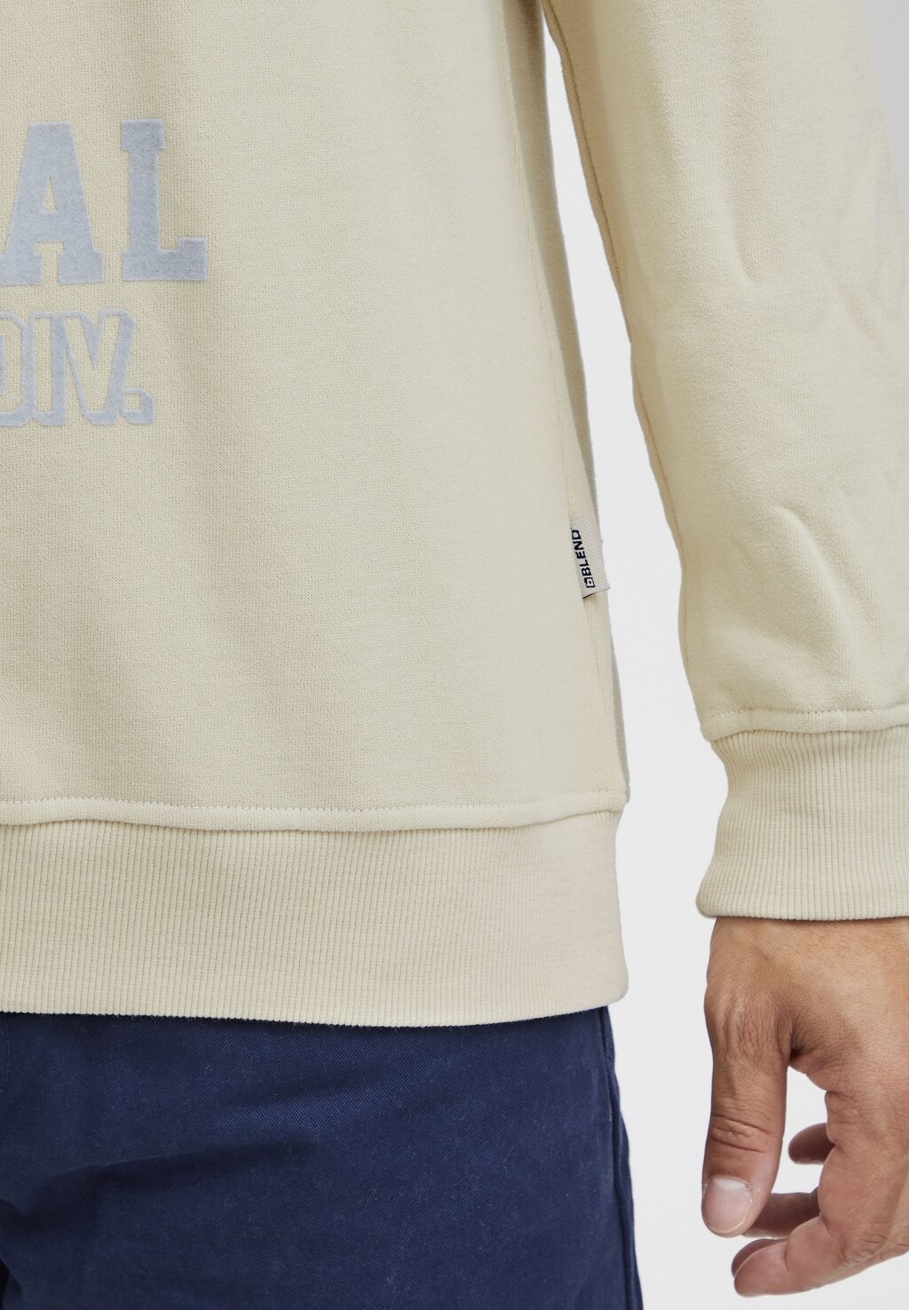 Толстовка Blend, кремовый
Толстовка Blend, кремовый