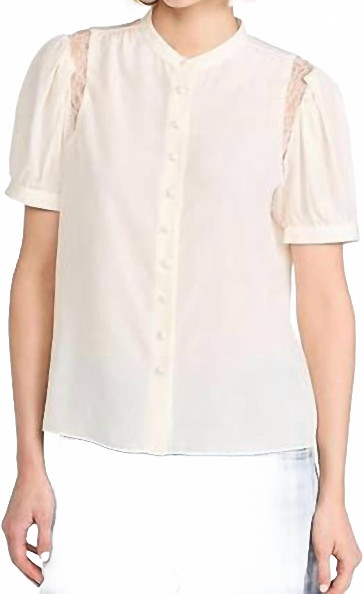 Женская блузка с кружевными вставками на плечах в кремовом цвете FRAME
Женская блузка с кружевными вставками на плечах в кремовом цвете FRAME