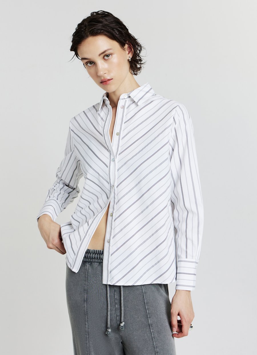Блуза Calliope RIGHE DIAGONALI, Var Bianco Lana/White Denim
Блуза Calliope RIGHE DIAGONALI, Var Bianco Lana/White Denim