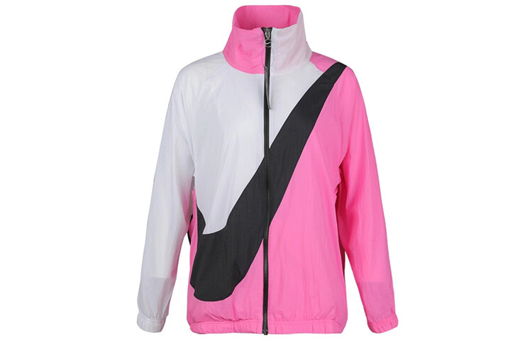 Женская куртка Nike
Женская куртка Nike