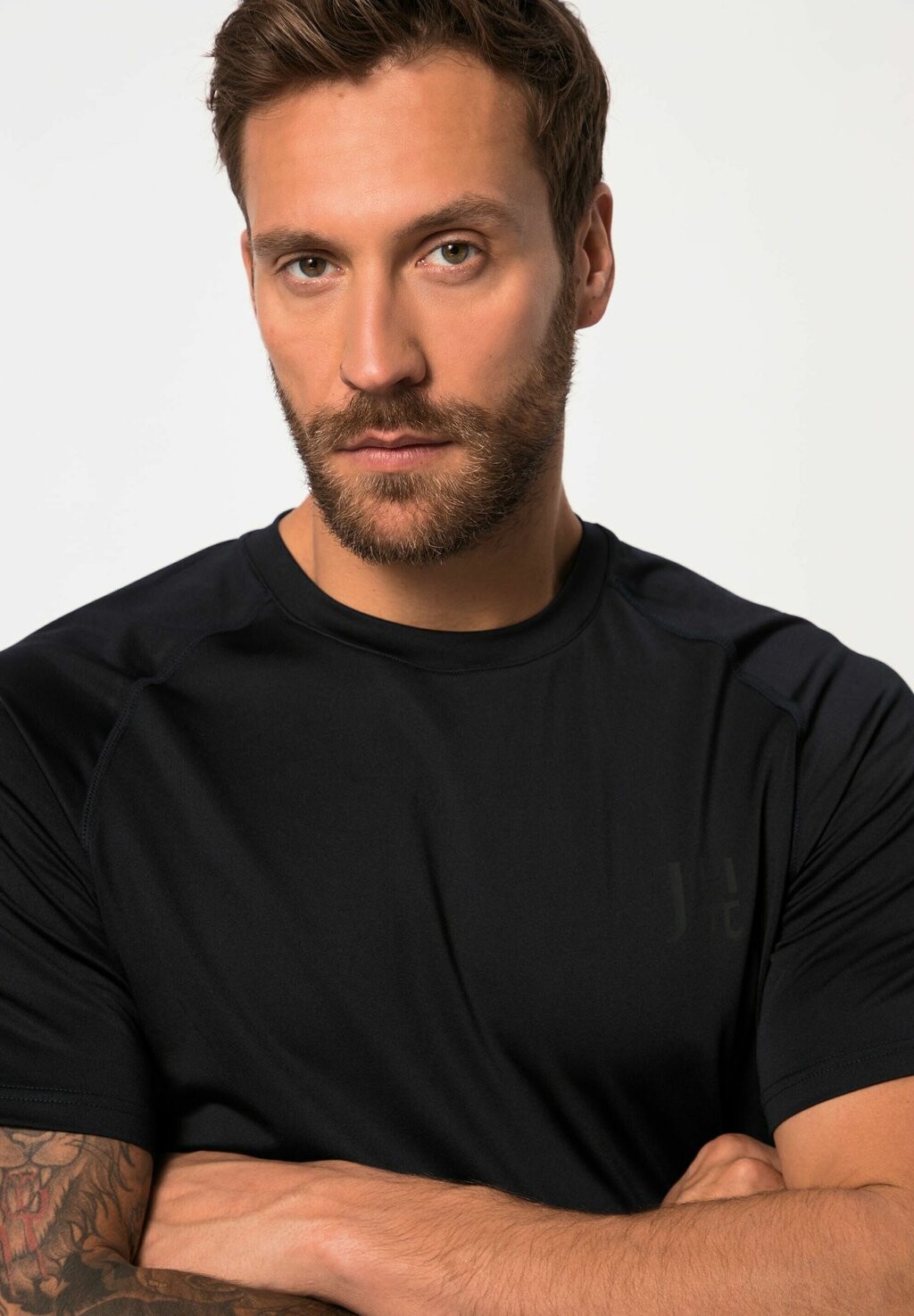 Базовая футболка JP1880, темно-синий
Базовая футболка JP1880, темно-синий