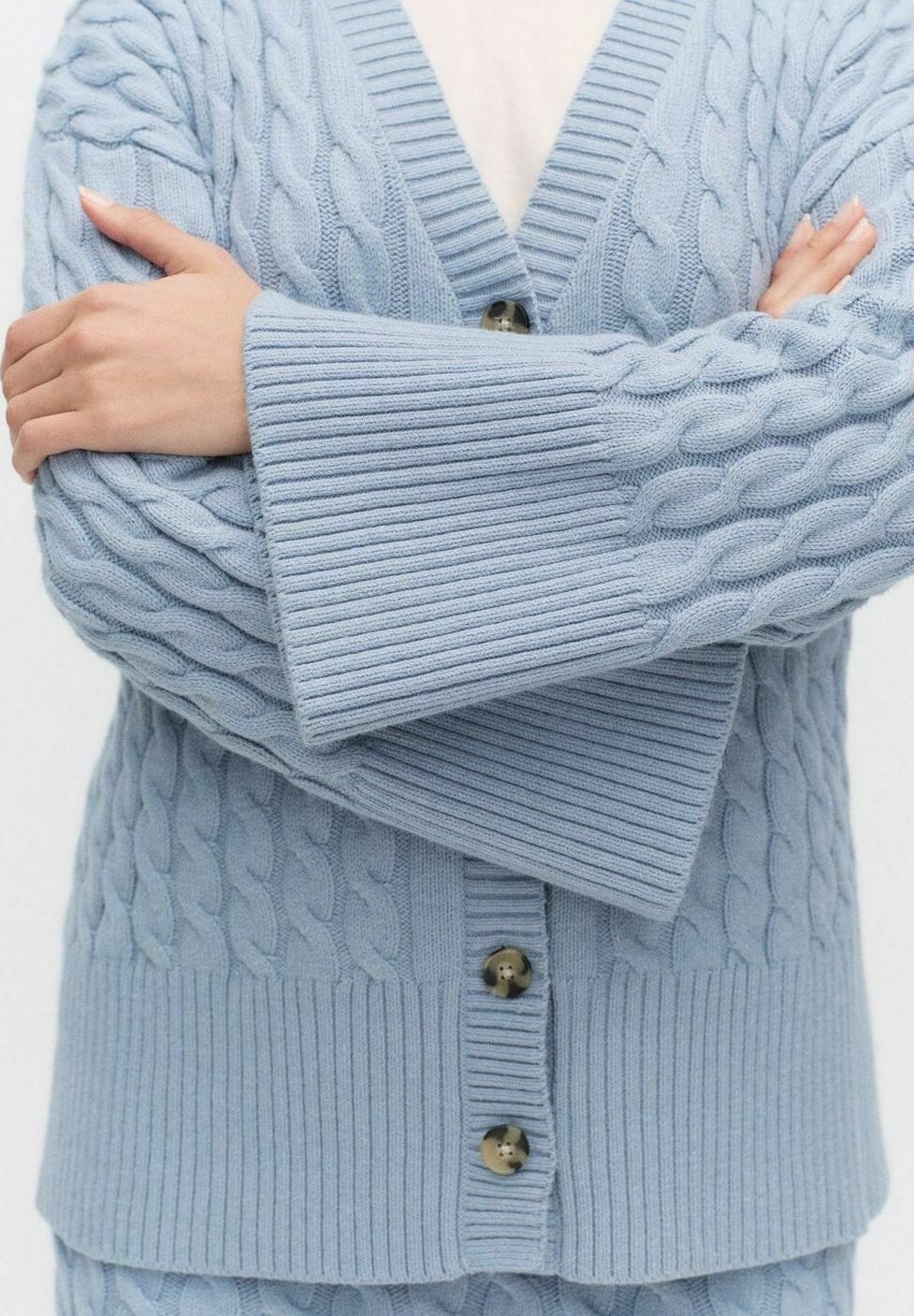 Кардиган MELISSA STOCKH LM Studio, синий
Кардиган MELISSA STOCKH LM Studio, синий