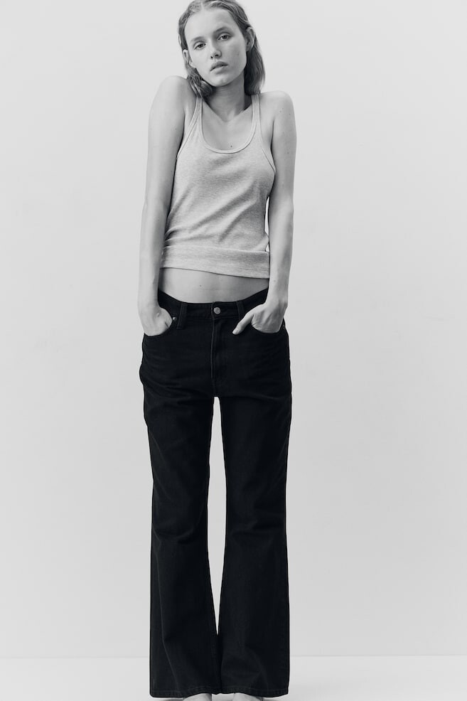 Мешковатые джинсы прямого кроя H&M, черный
Мешковатые джинсы прямого кроя H&M, черный