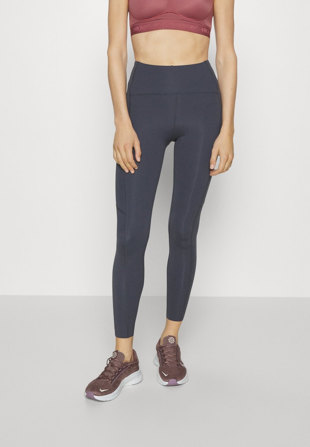 Леггинсы ONPRYA LAZER TRAIN ONLY Play, цвет blue nights
Леггинсы ONPRYA LAZER TRAIN ONLY Play, цвет blue nights