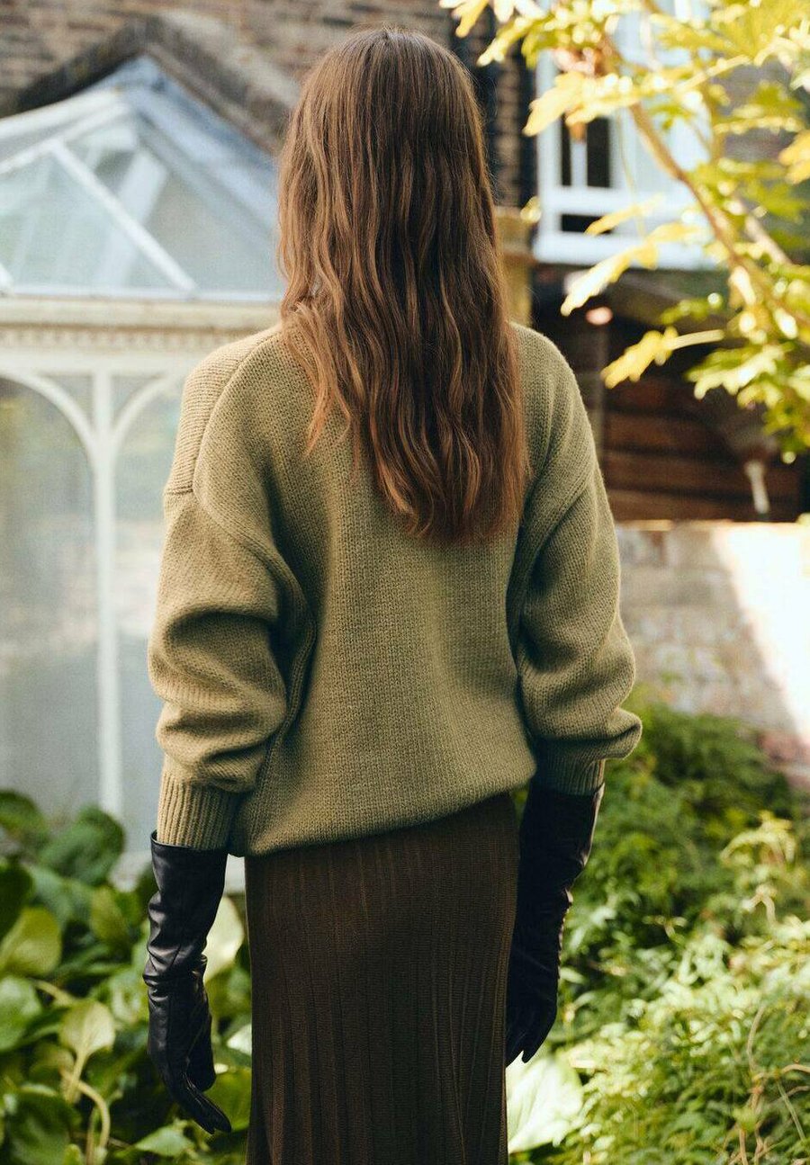 Джемпер Mango Jumper, Olive
Джемпер Mango Jumper, Olive