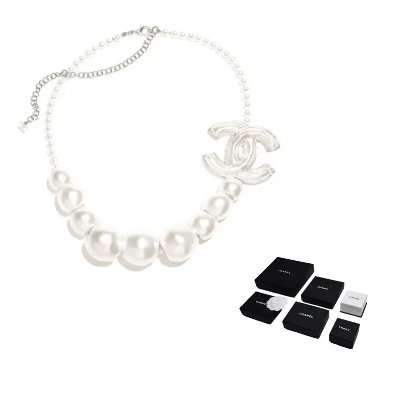 CHANEL Металлические ожерелья для женщин, белые
CHANEL Металлические ожерелья для женщин, белые