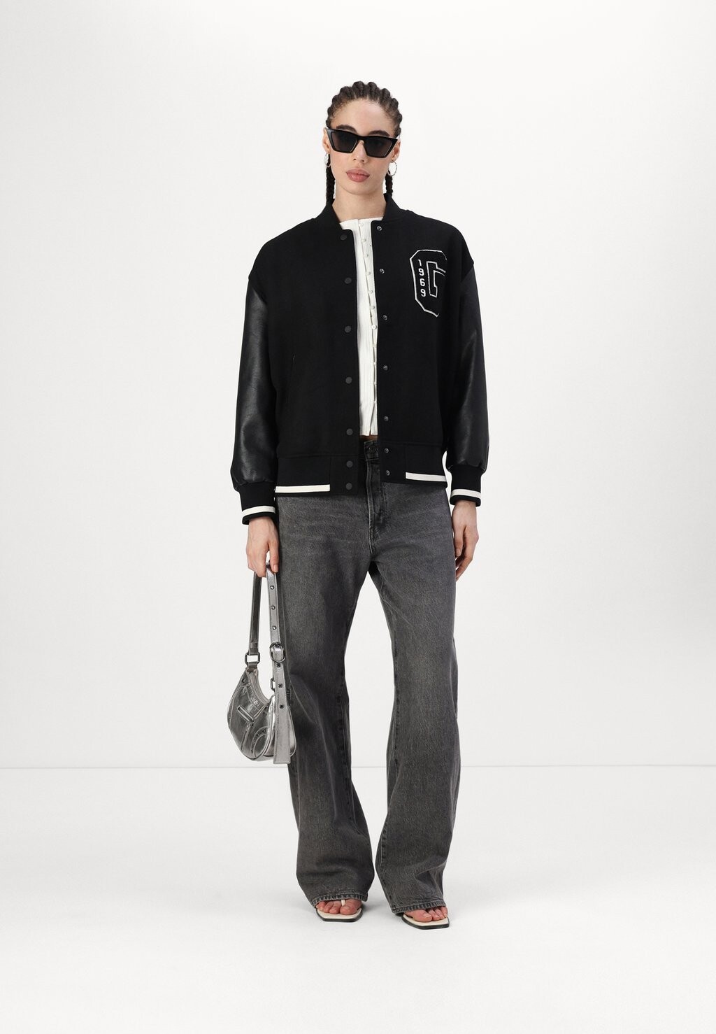 Джинсы свободного кроя BOWEY BOYFRIENDS G-STAR, цвет Grey Denim
Джинсы свободного кроя BOWEY BOYFRIENDS G-STAR, цвет Grey Denim