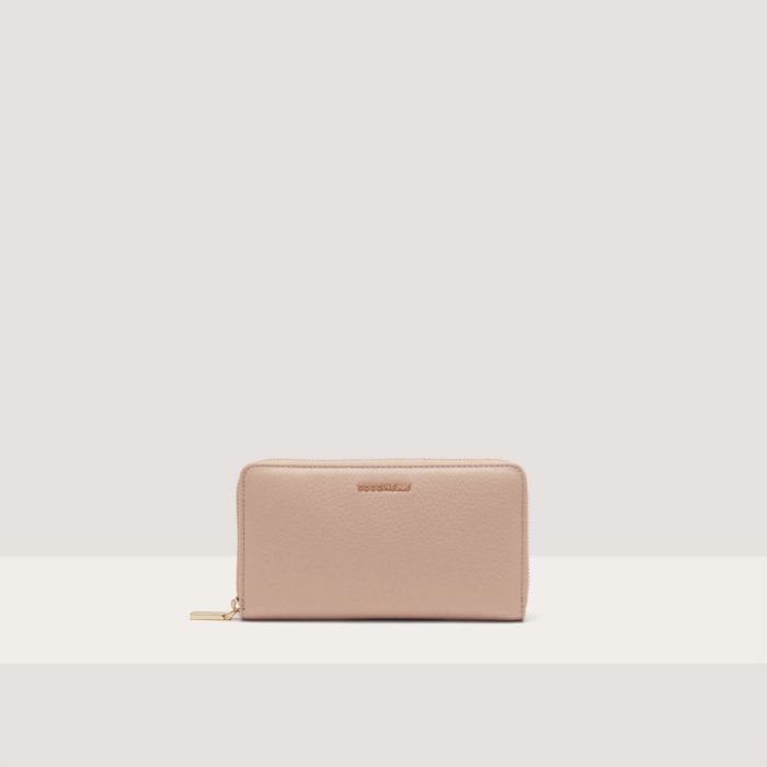 Кошелек Coccinelle Metallic Soft, цвет Rosette
Кошелек Coccinelle Metallic Soft, цвет Rosette