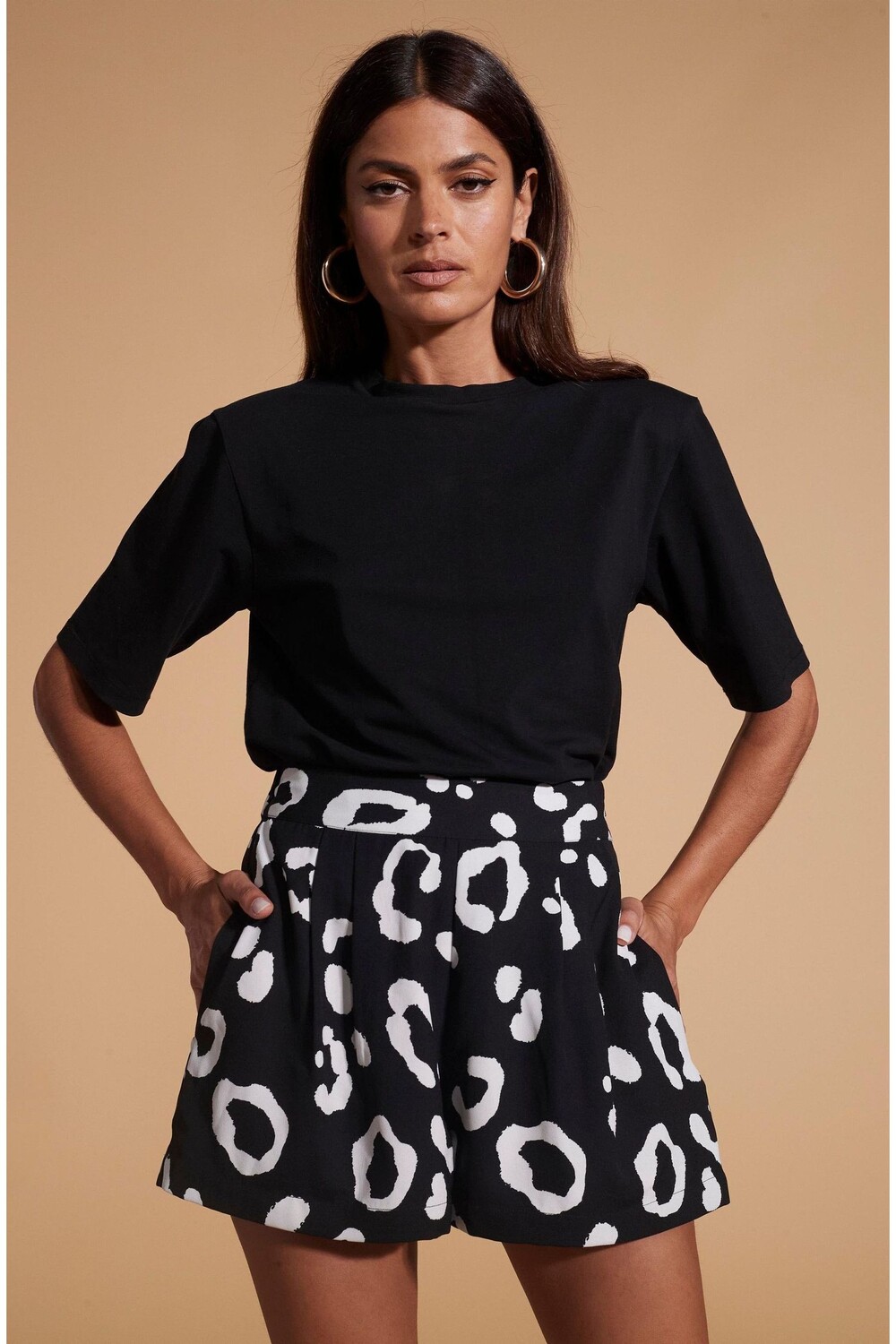 Шорты Chica bella с животным принтом Dancing Leopard, мультиколор
Шорты Chica bella с животным принтом Dancing Leopard, мультиколор