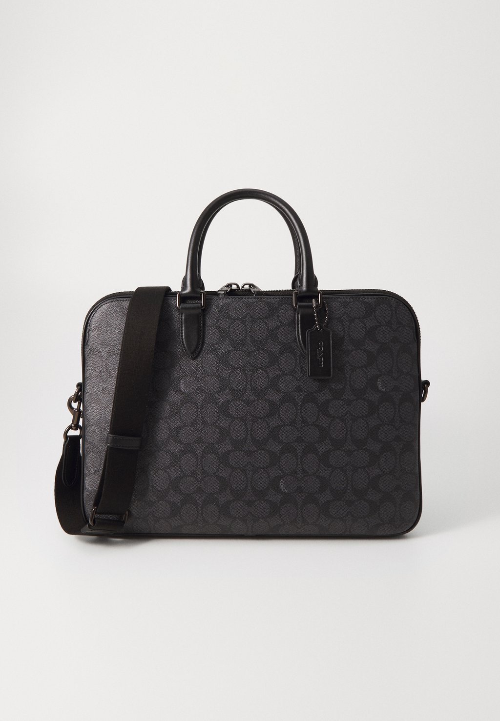 Портфель GOTHAM SLIM BRIEFCASE COACH, темно-серый
Портфель GOTHAM SLIM BRIEFCASE COACH, темно-серый