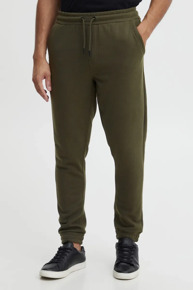 Спортивные брюки из смесового материала "BLEND BHDowntown", цвет Forest Night
Спортивные брюки из смесового материала "BLEND BHDowntown", цвет Forest Night