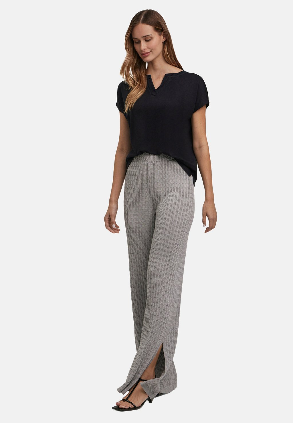 Базовая футболка FALKE, черный
Базовая футболка FALKE, черный