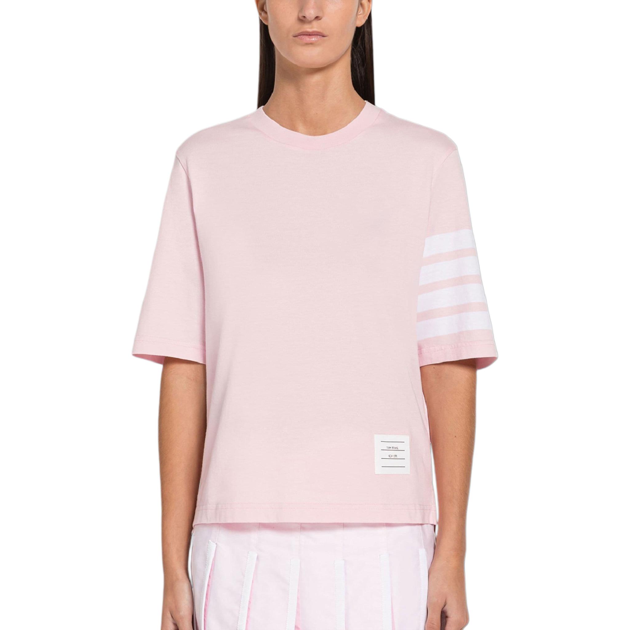 Футболка с рукавом-четырехклинкой THOM BROWNE, розовый
Футболка с рукавом-четырехклинкой THOM BROWNE, розовый