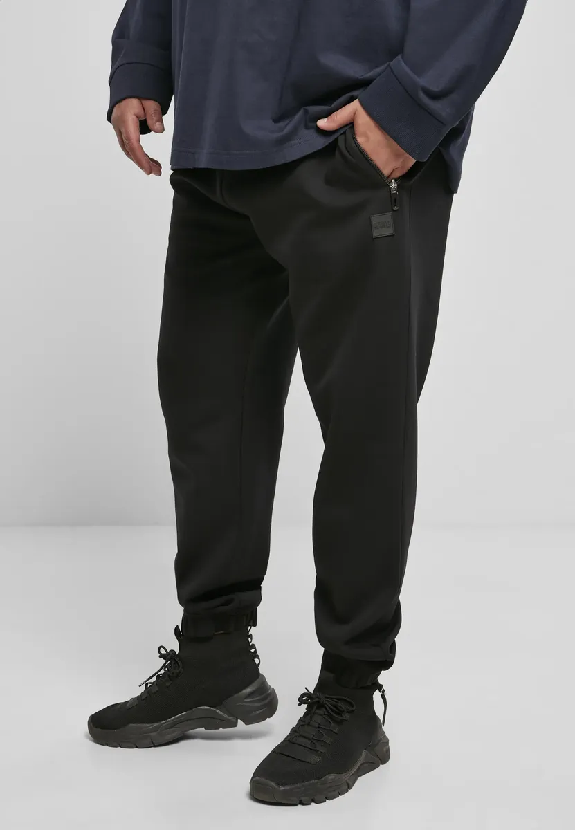 Тканевые брюки URBAN CLASSICS " Urban Classics Men's Basic Track Pants" (1 шт.), черный
Тканевые брюки URBAN CLASSICS " Urban Classics Men's Basic Track Pants" (1 шт.), черный