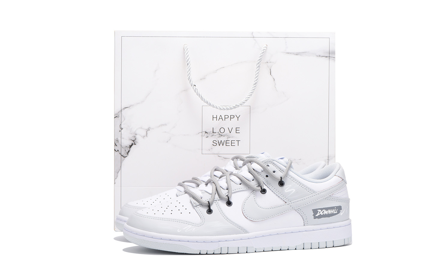 Nike Кроссовки для скейтбординга Dunk Coverage с противоскользящим и износостойким верхом, мужские, серо-белые
Nike Кроссовки для скейтбординга Dunk Coverage с противоскользящим и износостойким верхом, мужские, серо-белые