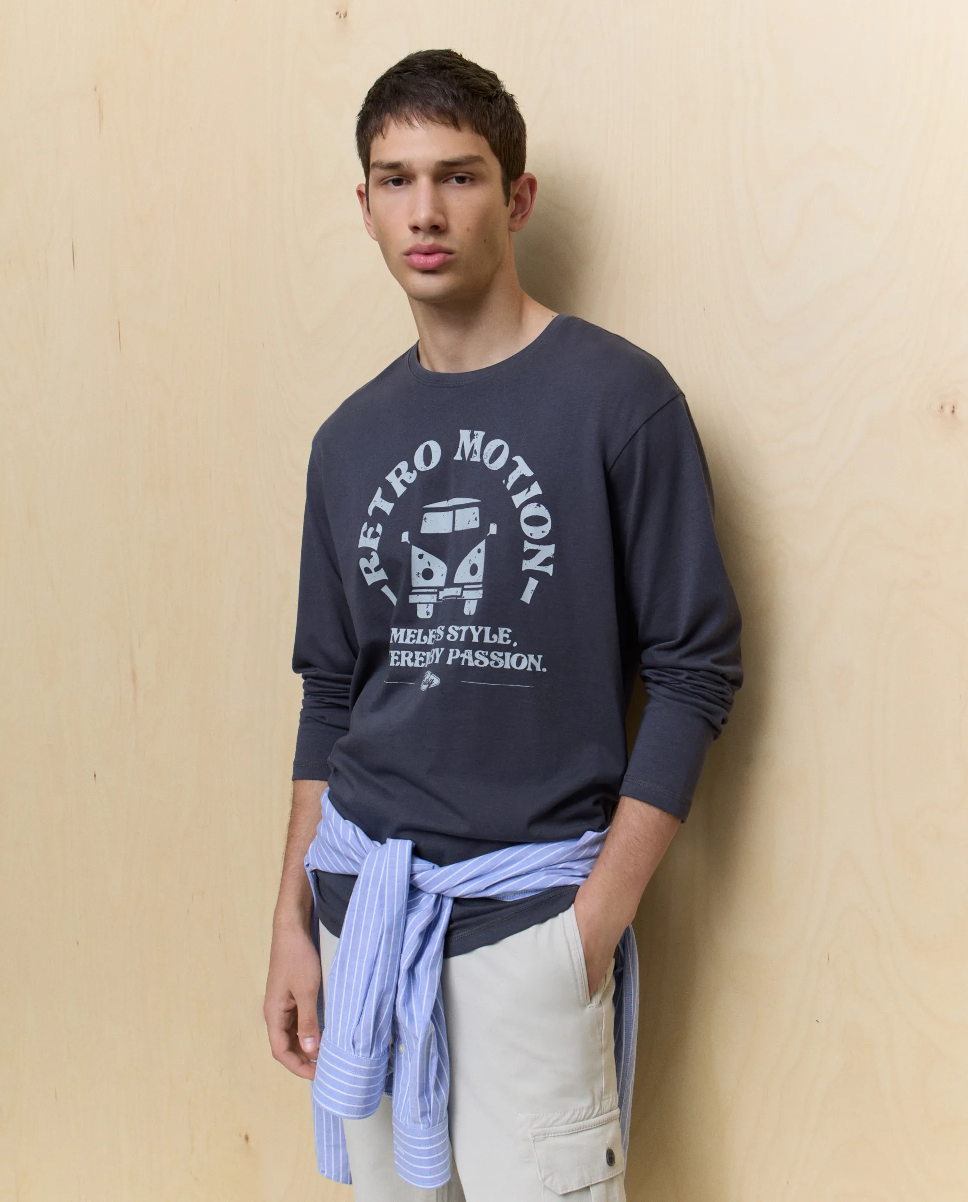 Мужская футболка с длинным рукавом Easy Wear, антрацитовый
Мужская футболка с длинным рукавом Easy Wear, антрацитовый