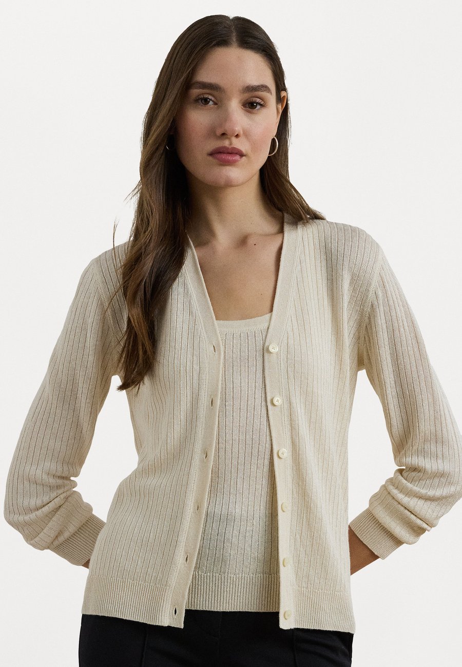 Кардиган Lauren Ralph Lauren Rib Knit Linen Blend V Neck Cardigan, Mascarpone Cream/Off-White
Кардиган Lauren Ralph Lauren Rib Knit Linen Blend V Neck Cardigan, Mascarpone Cream/Off-White