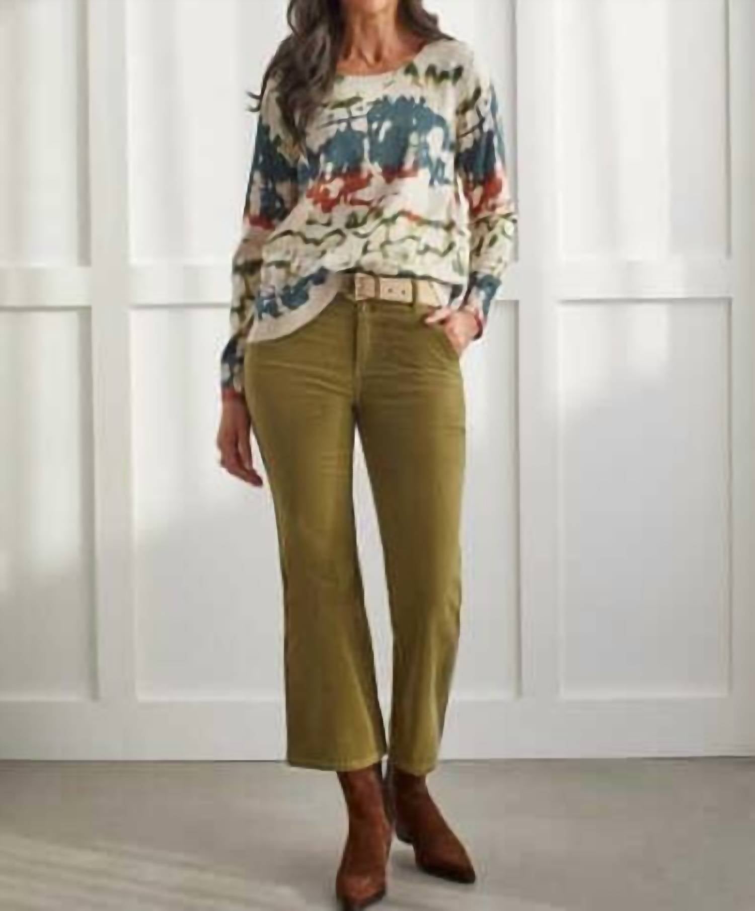 Вельветовые брюки с широким подолом и разрезом в цвете Mosstone TRIBAL
Вельветовые брюки с широким подолом и разрезом в цвете Mosstone TRIBAL