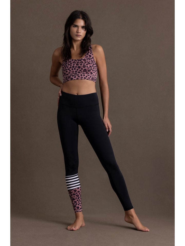 Леггинсы розового цвета Hey Honey
Леггинсы розового цвета Hey Honey