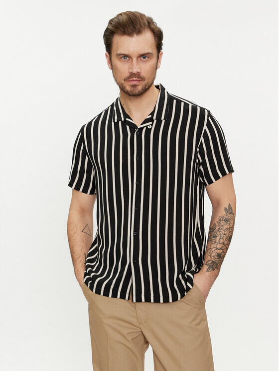 Рубашка прямого кроя Brave Soul, черный
Рубашка прямого кроя Brave Soul, черный