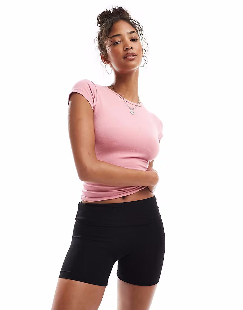 Мисс Селфридж шорты черного цвета с отворотом Miss Selfridge
Мисс Селфридж шорты черного цвета с отворотом Miss Selfridge