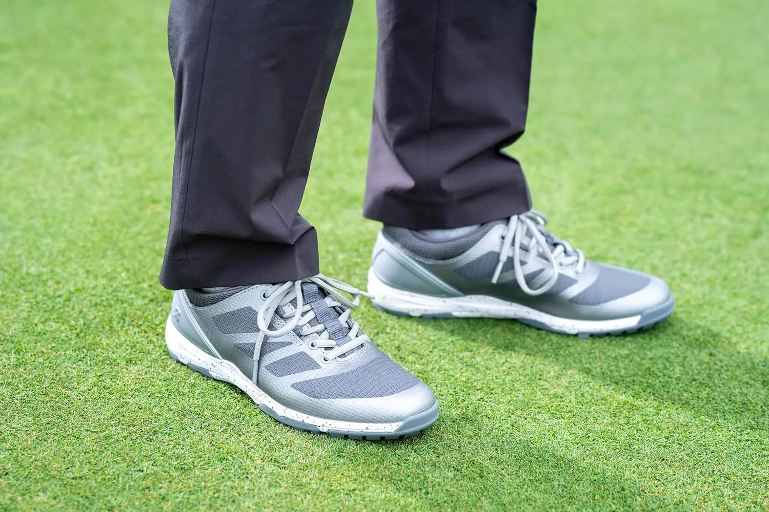 Мужские гольф-кроссовки Bridgestone средней высоты Bridgestone Golf, серебристый/металлик
Мужские гольф-кроссовки Bridgestone средней высоты Bridgestone Golf, серебристый/металлик