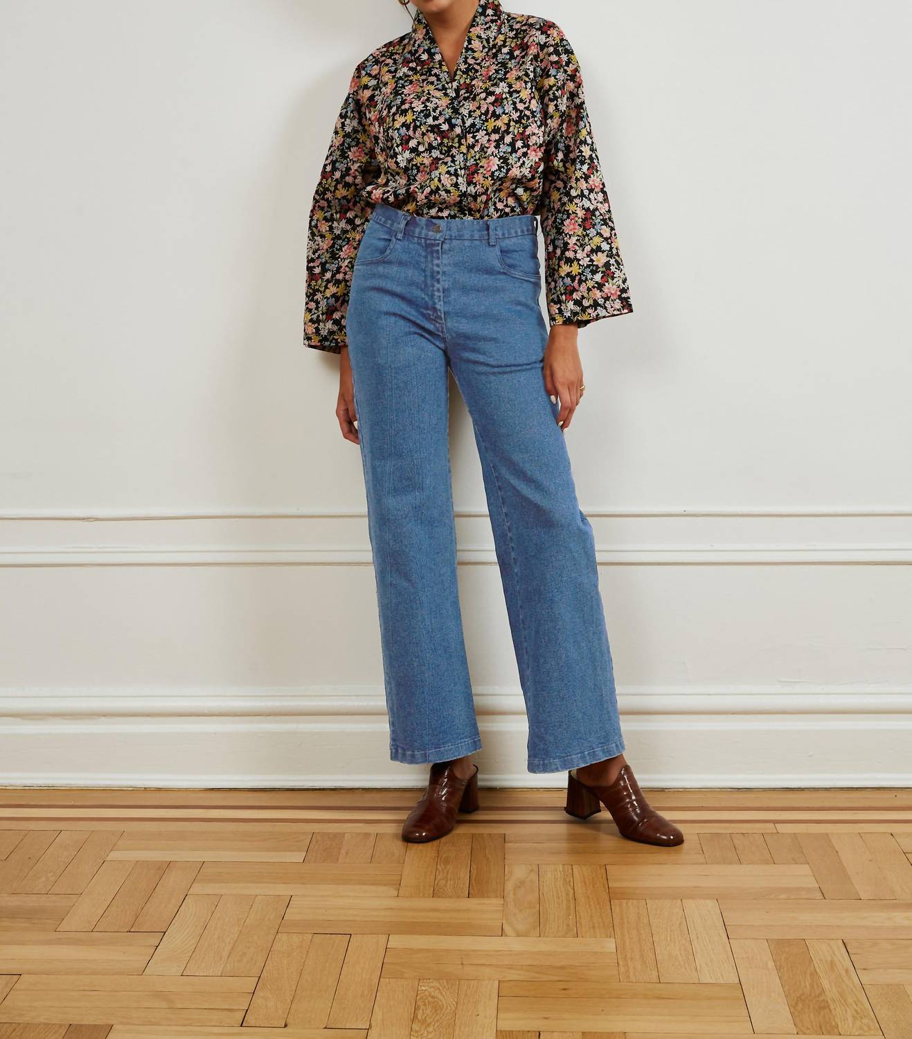 Джинсы Marie цвета светло-индиго Loup
Джинсы Marie цвета светло-индиго Loup